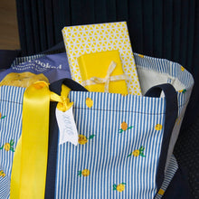 Load image into Gallery viewer, Gift Tag - Love 77