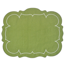 Load image into Gallery viewer, Scalloped Linen Placemat
