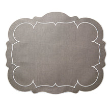 Load image into Gallery viewer, Scalloped Linen Placemat
