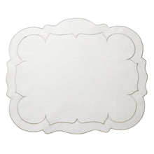 Load image into Gallery viewer, Scalloped Linen Placemat
