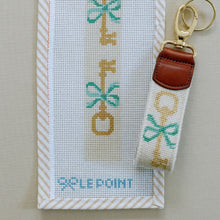 Load image into Gallery viewer, Key &amp; Bow Key Chain
