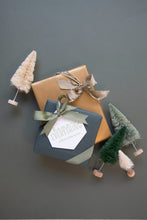 Load image into Gallery viewer, Gift Tag - Holidays T208
