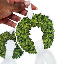 Load image into Gallery viewer, Boxwood Wreath Gift Tags
