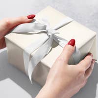 Load image into Gallery viewer, Solid Metallic Gift Wrap
