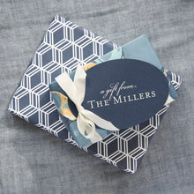 Load image into Gallery viewer, Gift Tags - Family T161
